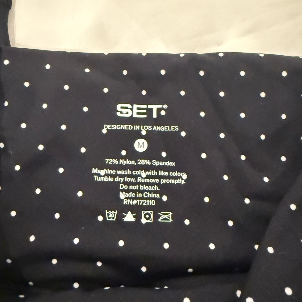 SET Active Dalmatian Polka Dot Set - Picture 7 of 9